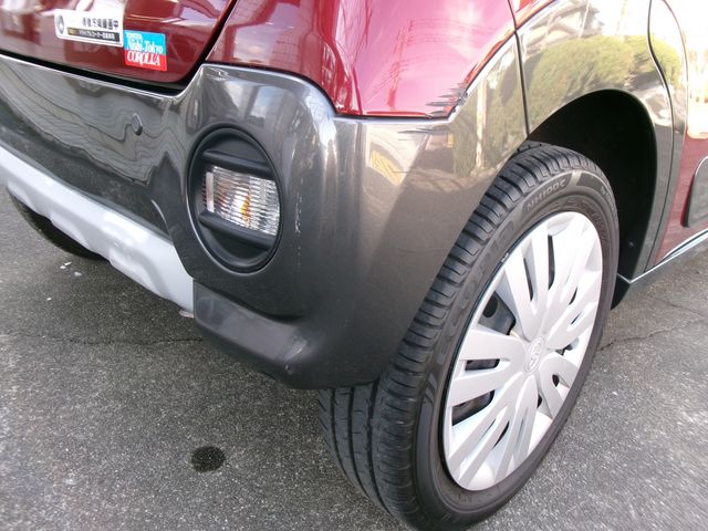 TOYOTA PIXIS JOY 2018 Image 31