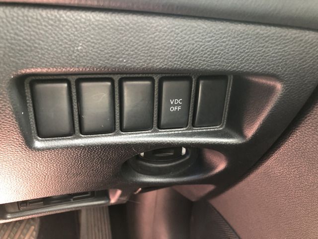 NISSAN SKYLINE CROSSOVER 2009 Image 31