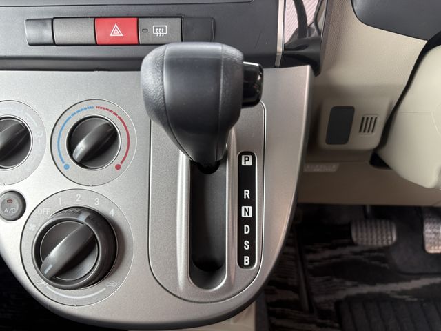 DAIHATSU MIRA 2012 Image 31