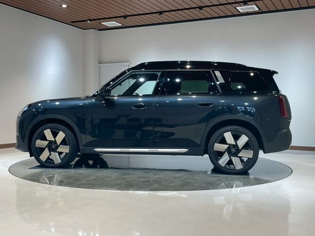 BMW MINI COUNTRYMAN 2024 Image 31