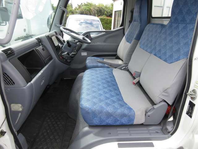 MITSUBISHI CANTER 2006 Image 31
