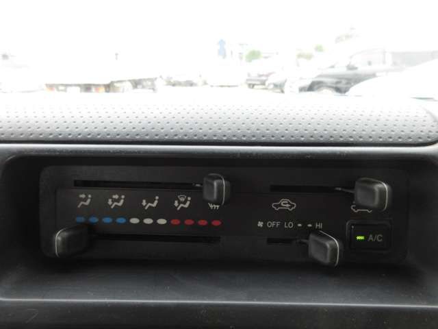 TOYOTA TOYOACE 2012 Image 31