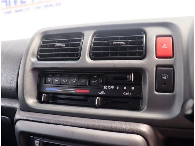 SUZUKI JIMNY 4WD 2002 Image 31