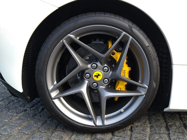 FERRARI F8 TRIBUTO 2022 Image 31