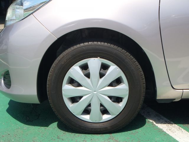 TOYOTA VITZ 2012 Image 31