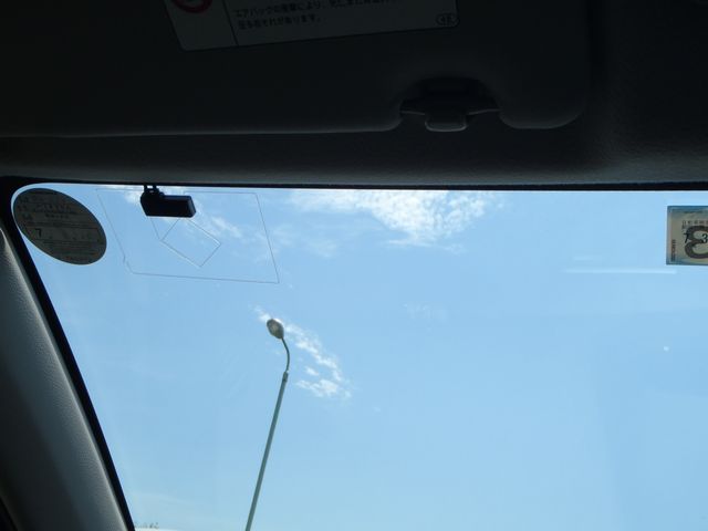 TOYOTA VITZ 2012 Image 31