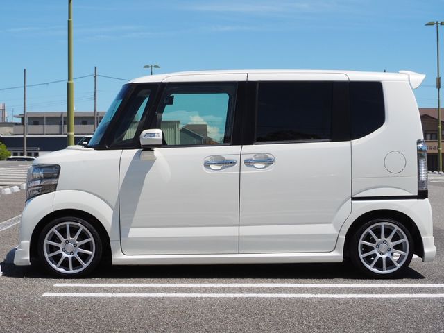 HONDA N BOX CUSTOM 2014 Image 31