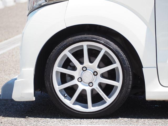 HONDA N BOX CUSTOM 2014 Image 31