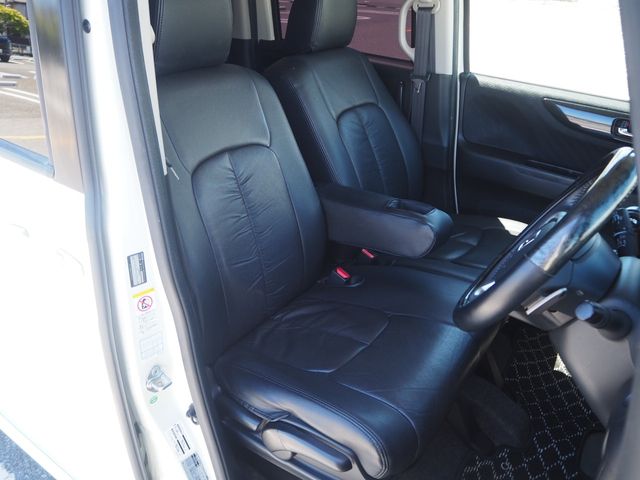 HONDA N BOX CUSTOM 2014 Image 31