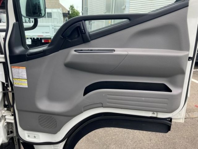 MITSUBISHI CANTER 2020 Image 31