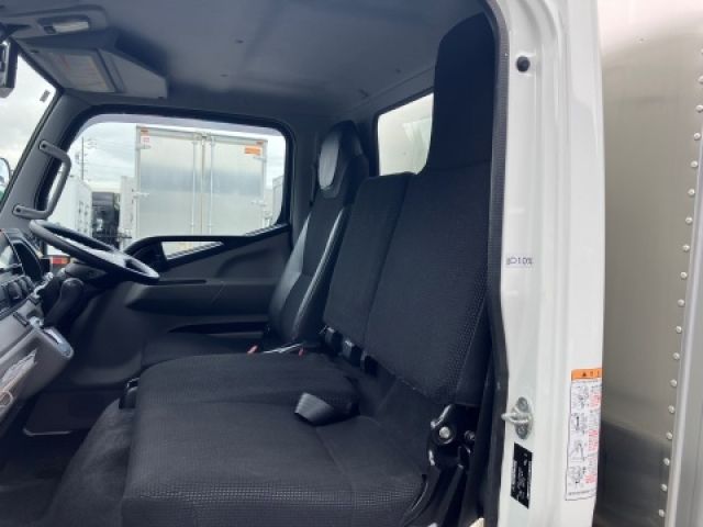 MITSUBISHI CANTER 2020 Image 31