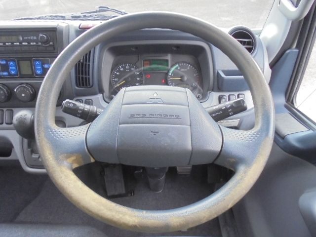 MITSUBISHI CANTER 2011 Image 31