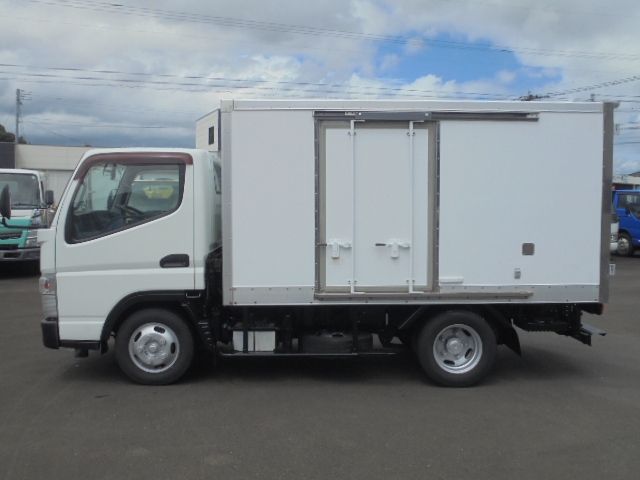 MITSUBISHI CANTER 2011 Image 31