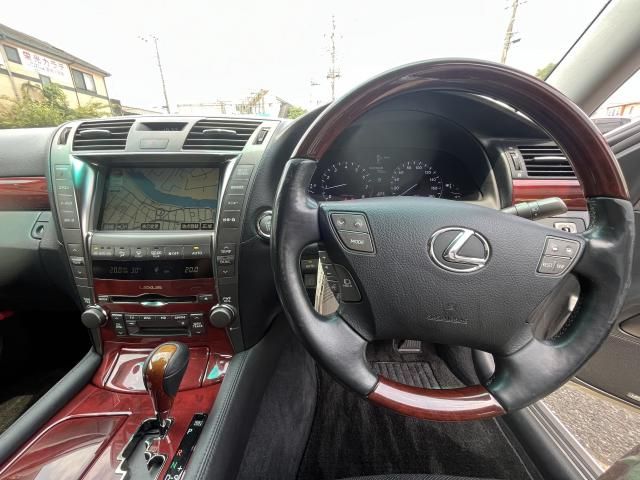 TOYOTA LEXUS LS460 2007 Image 31