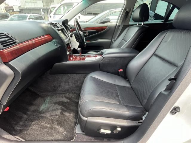 TOYOTA LEXUS LS460 2007 Image 31