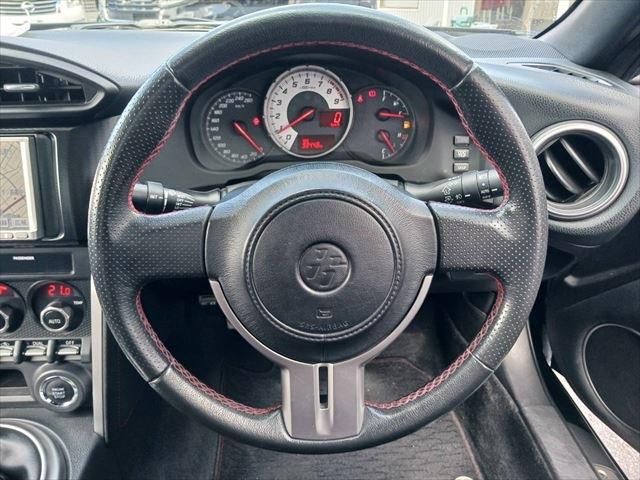 TOYOTA 86 2012 Image 31