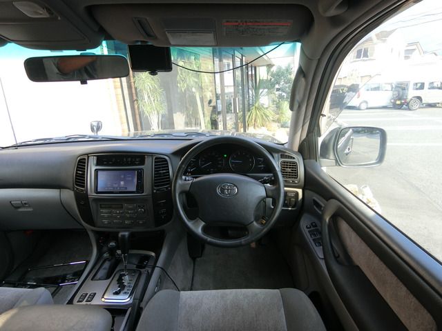 TOYOTA LANDCRUISER WAGON 2004 Image 31