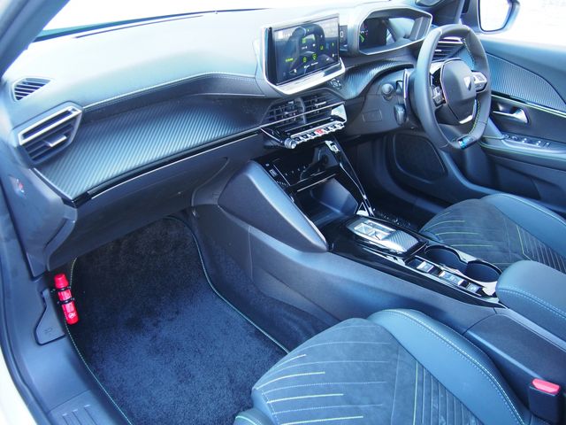 PEUGEOT 2008 2025 Image 31