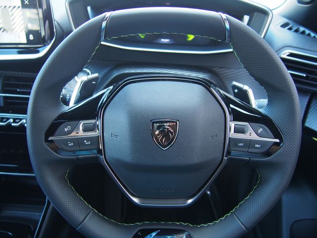 PEUGEOT 2008 2025 Image 31