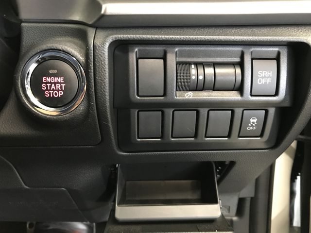 SUBARU XV HYBRID 2020 Image 31