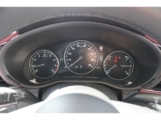 MAZDA 3 FASTBACK 2025 Image 31