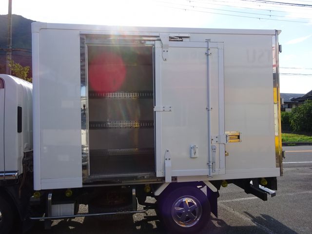 ISUZU ELF 2019 Image 31