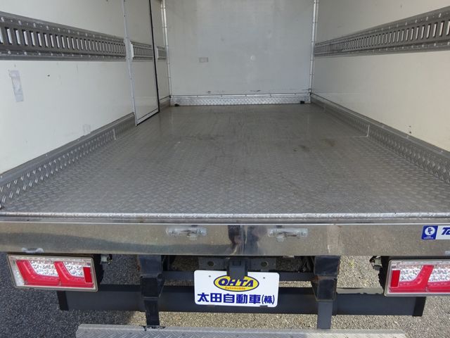 ISUZU ELF 2019 Image 31