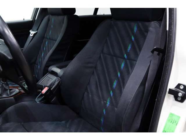 ALPINA B10 LIMOUSINE 1998 Image 31