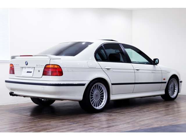 ALPINA B10 LIMOUSINE 1998 Image 31