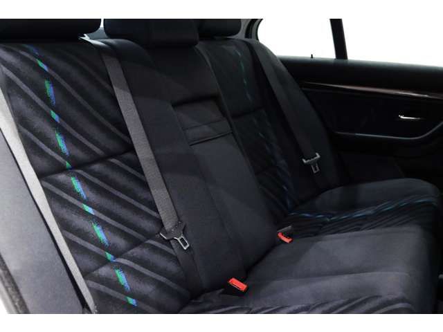 ALPINA B10 LIMOUSINE 1998 Image 31