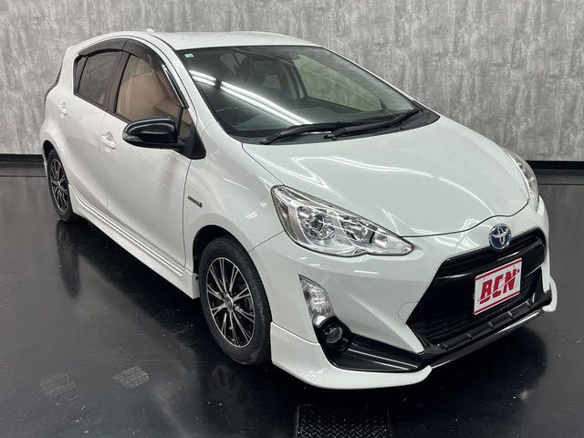 TOYOTA AQUA 2016 Image 31