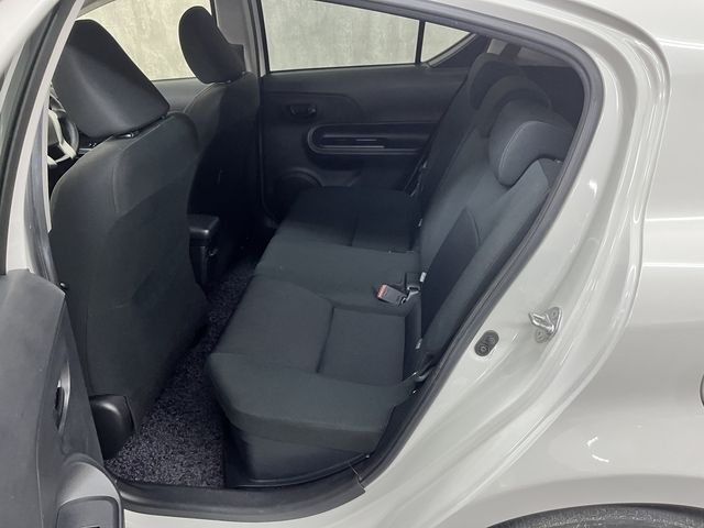 TOYOTA AQUA 2016 Image 31