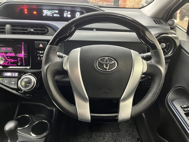 TOYOTA AQUA 2016 Image 31