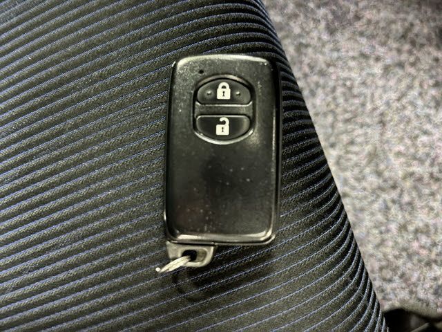 TOYOTA AQUA 2016 Image 31