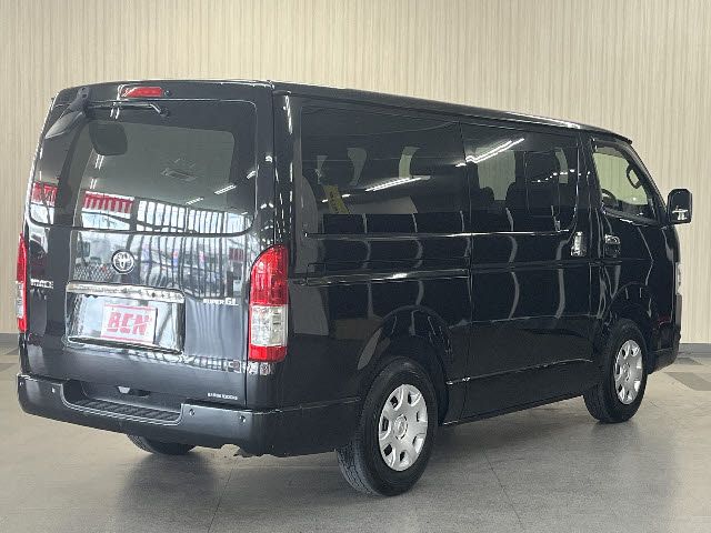TOYOTA HIACE VAN 2WD 2021 Image 31