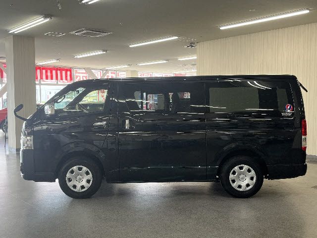 TOYOTA HIACE VAN 2WD 2021 Image 31