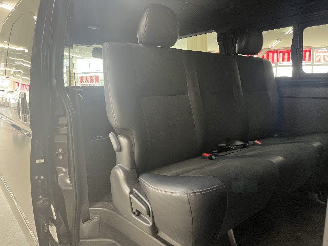 TOYOTA HIACE VAN 2WD 2021 Image 31