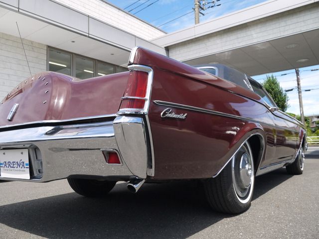 LINCOLN CONTINENTAL 2019 Image 31