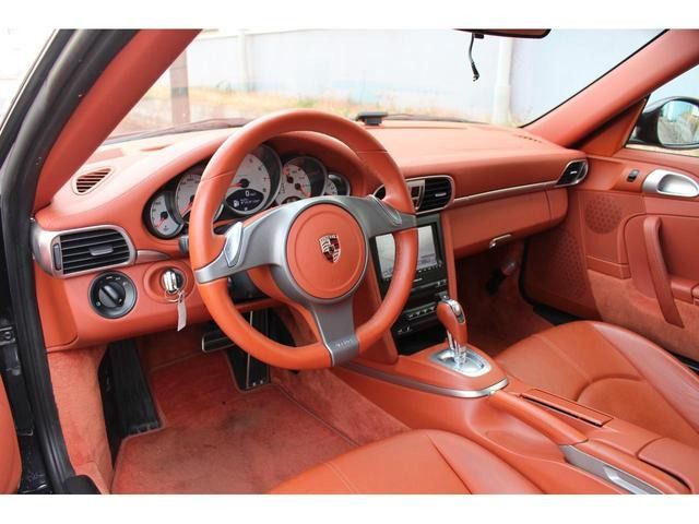 PORSCHE 911 2008 Image 31