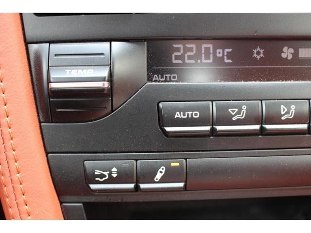 PORSCHE 911 2008 Image 31