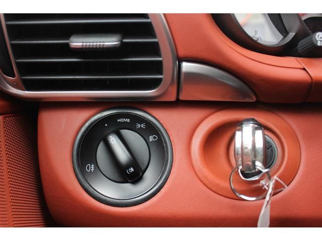 PORSCHE 911 2008 Image 31