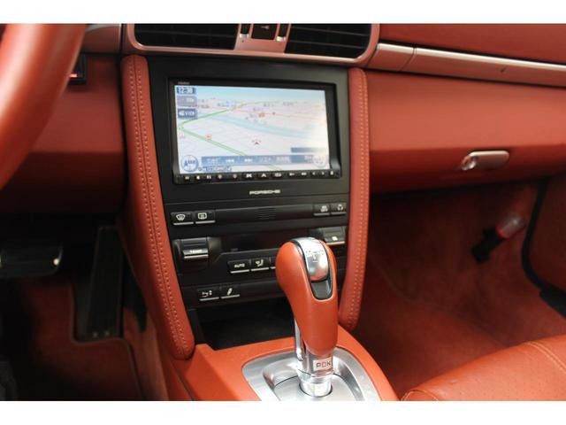 PORSCHE 911 2008 Image 31