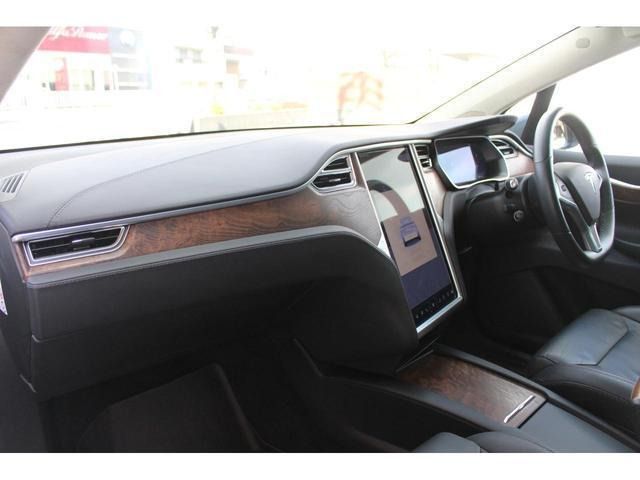 TESLA MODEL X 2017 Image 31