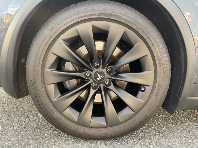 TESLA MODEL X 2017 Image 31
