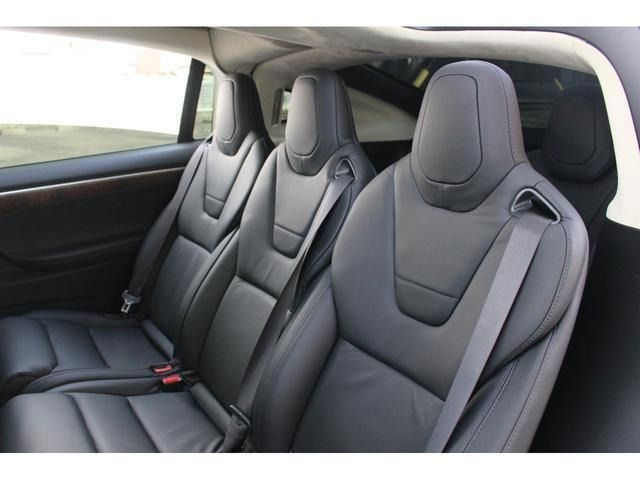 TESLA MODEL X 2017 Image 31