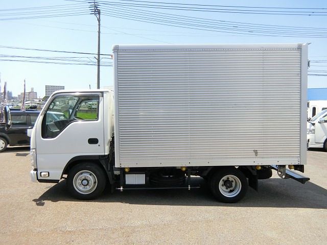 ISUZU ELF 2013 Image 31