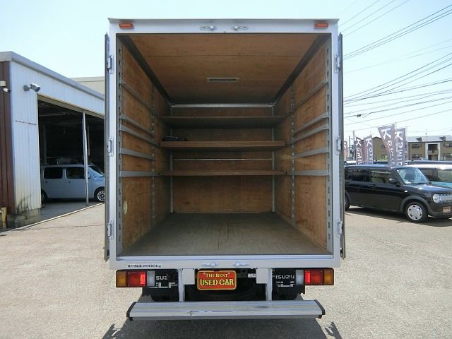 ISUZU ELF 2013 Image 31