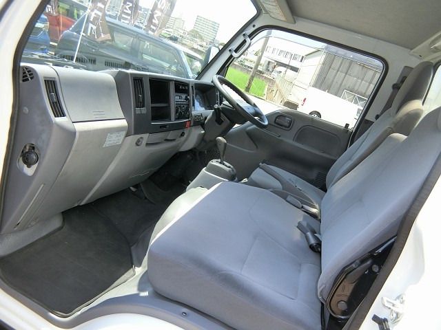 ISUZU ELF 2013 Image 31