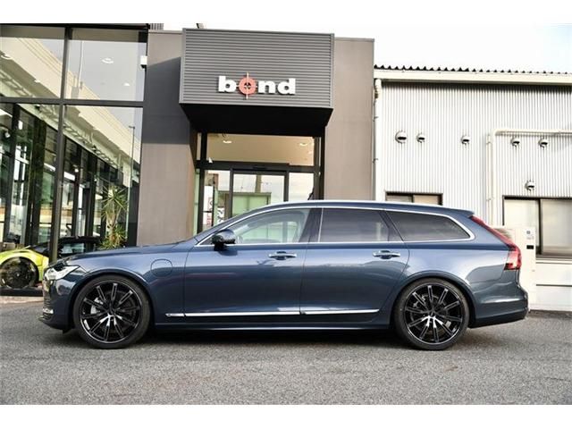 VOLVO V90 2020 Image 31