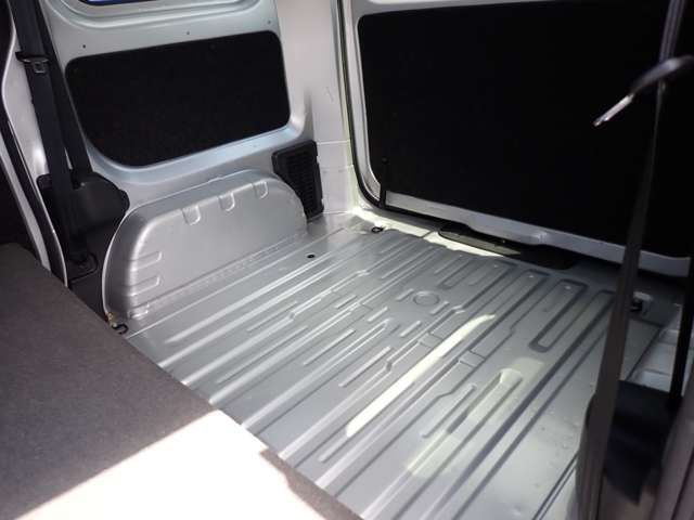 NISSAN NV200 VANETTE VAN 2019 Image 31